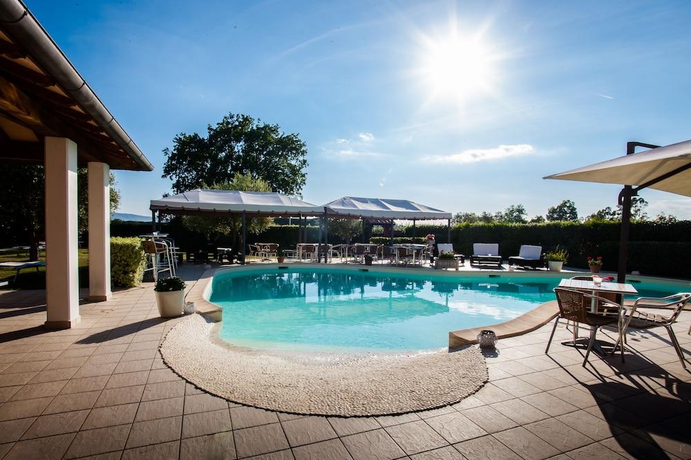 Hotel La Posta Di Torrenova Orbetello Eksteriør bilde