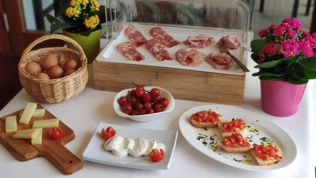 Hotel La Posta Di Torrenova Orbetello Eksteriør bilde